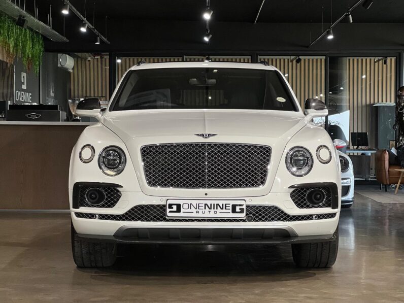 
								2017 Bentley Bentayga W12 full									