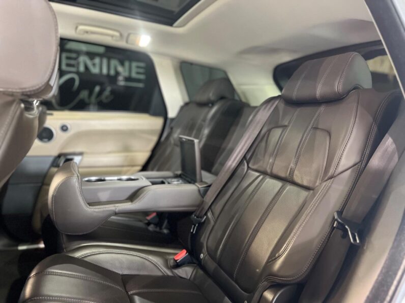 
								2017 Land Rover Range Rover Sport HSE TDV6 full									