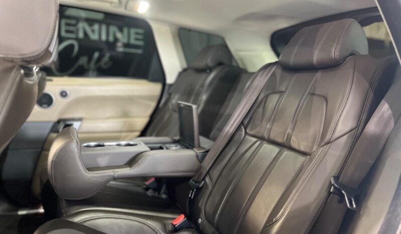 
								2017 Land Rover Range Rover Sport HSE TDV6 full									
