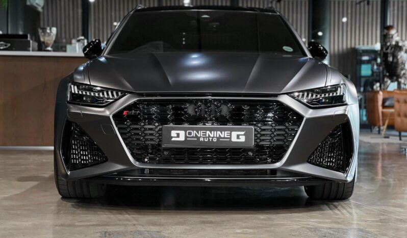 
								2022 Audi RS6 Quattro full									