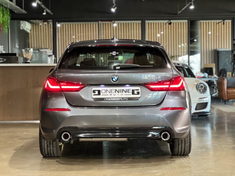 
								2021 BMW 1 Series 118d full									