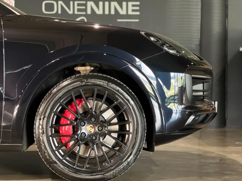 
								2021 Porsche Cayenne GTS Coupe full									