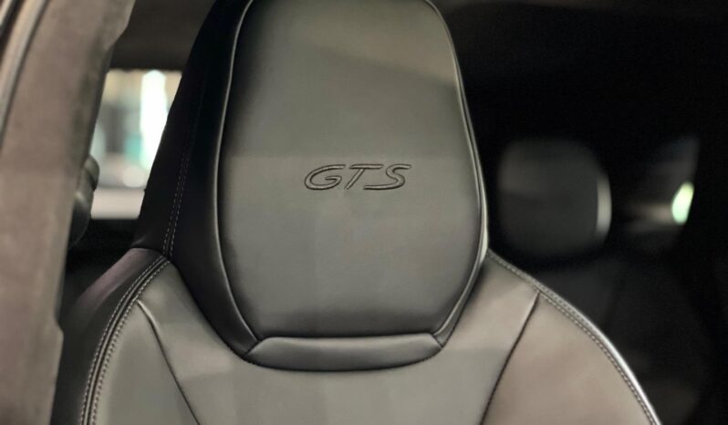 
								2021 Porsche Cayenne GTS Coupe full									