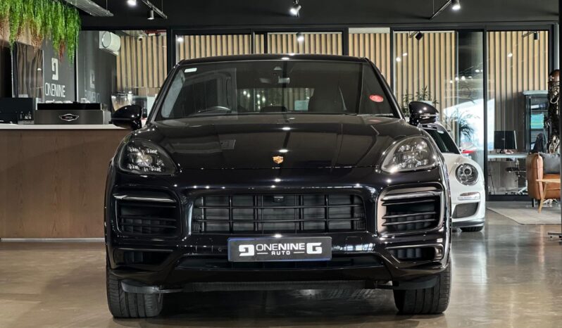 
								2021 Porsche Cayenne GTS Coupe full									