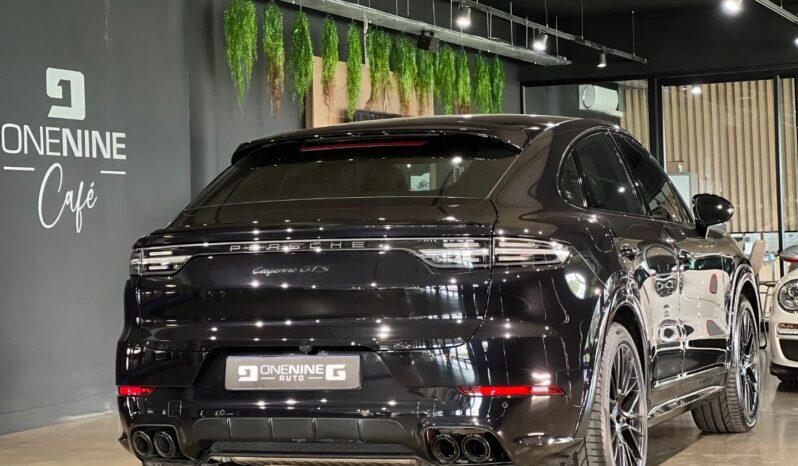 
								2021 Porsche Cayenne GTS Coupe full									