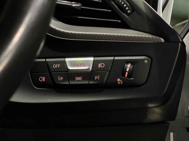 
								2021 BMW 1 Series M135i xDrive full									