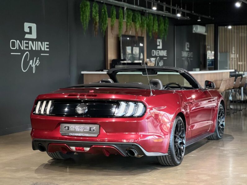 
								2019 Ford Mustang 2.3T Convertible full									