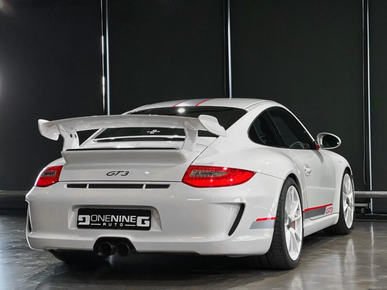 
								2010 Porsche 911 GT3 full									
