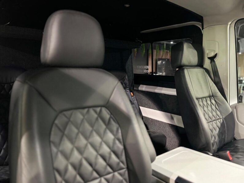 
								2023 Volkswagen Crafter 35 2.0TDI full									