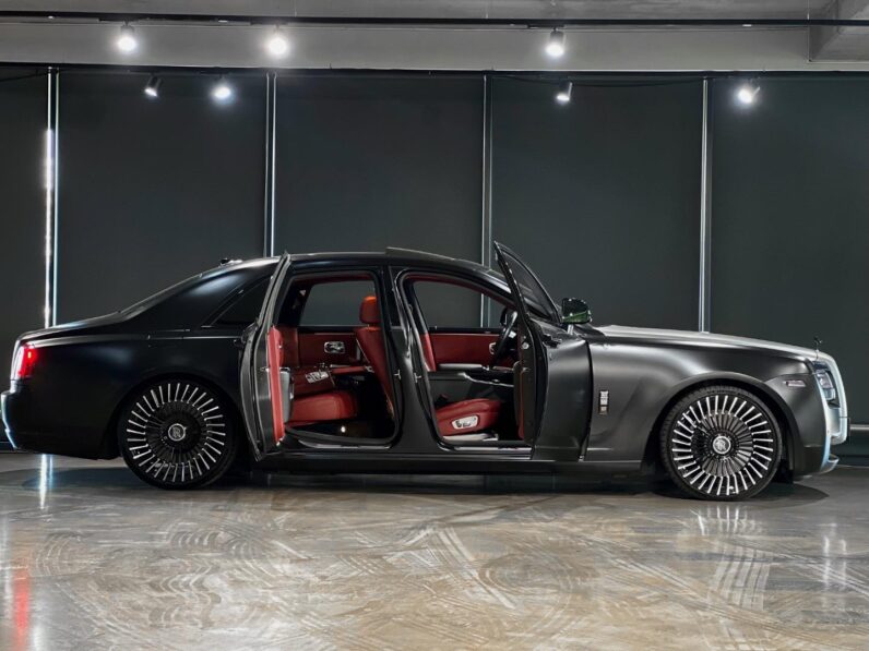 
								2016 Rolls-Royce Ghost 6.6L full									