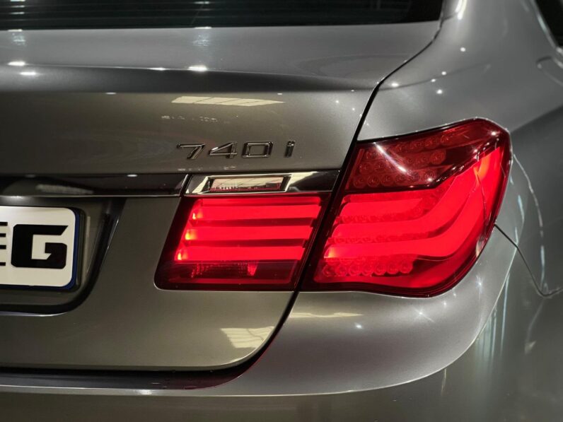 
								2012 BMW 7 Series 740i Innovations full									