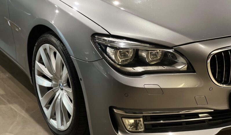 
								2012 BMW 7 Series 740i Innovations full									