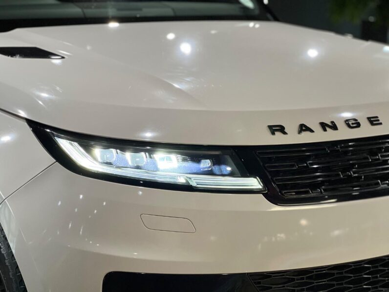 
								2023 Land Rover Range Rover Sport D350 Dynamic SE full									
