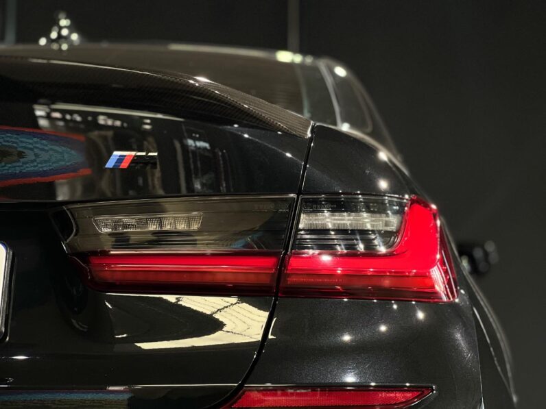 
								2021 BMW 3 Series 320d Mzansi Edition full									