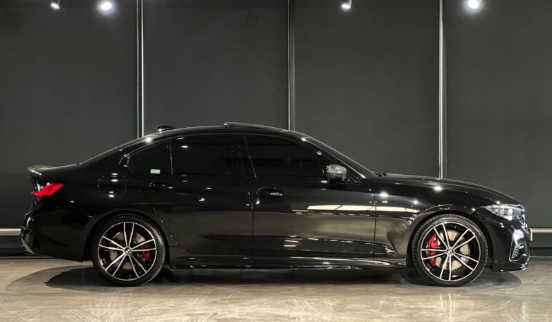 
								2021 BMW 3 Series 320d Mzansi Edition full									