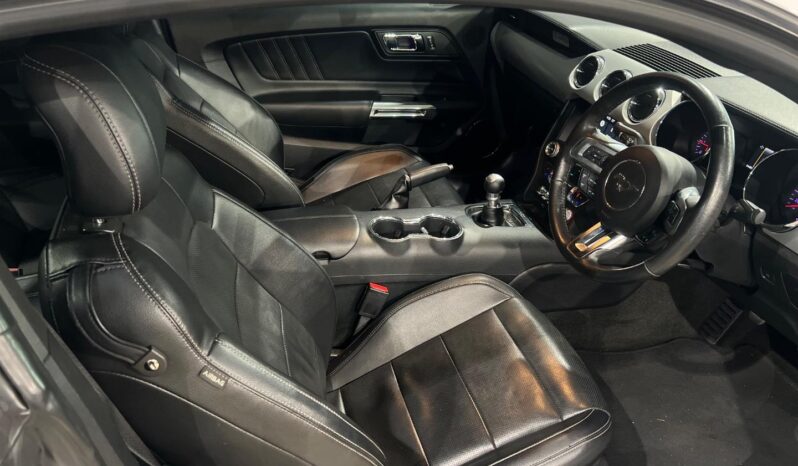 
								2018 Ford Mustang 2.3T Fastback full									