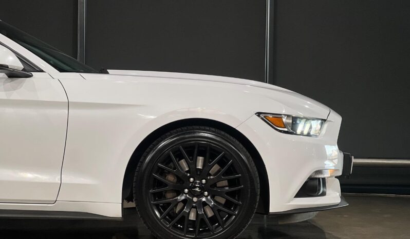 
								2018 Ford Mustang 2.3T Fastback full									