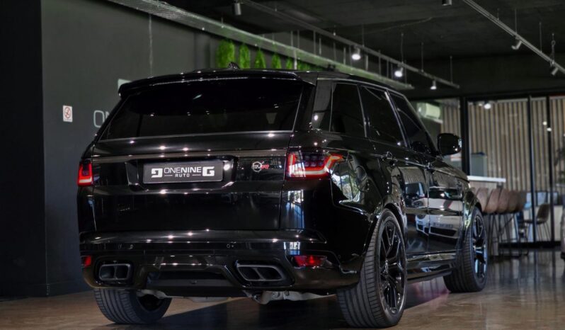 
								2020 Land Rover Range Rover Sport SVR Carbon Edition full									