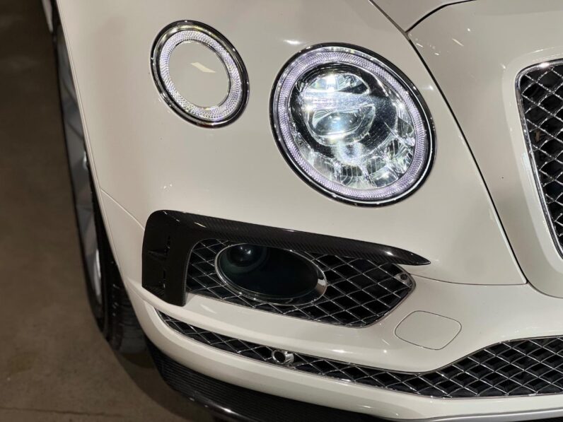 
								2017 Bentley Bentayga W12 full									