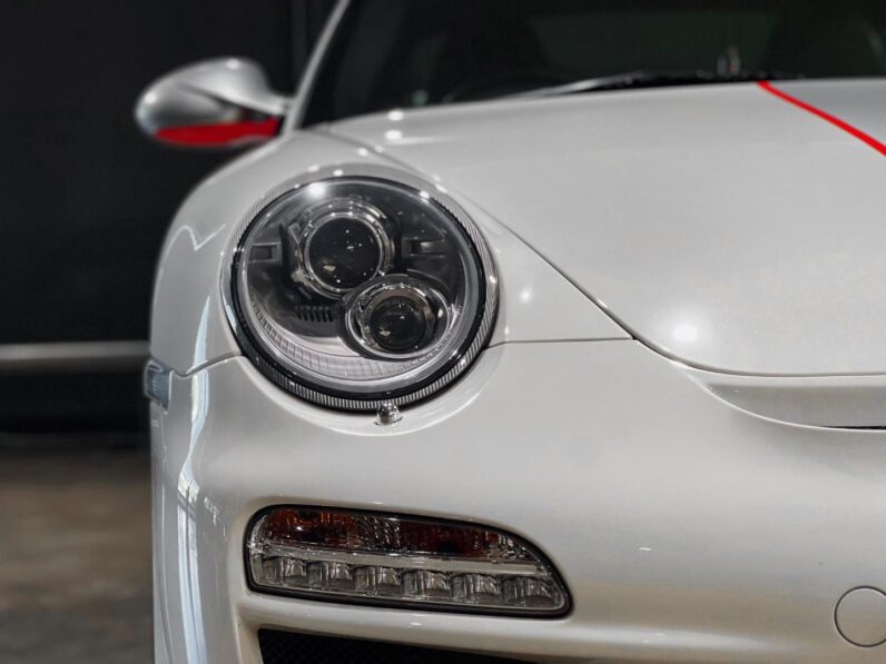 
								2010 Porsche 911 GT3 full									