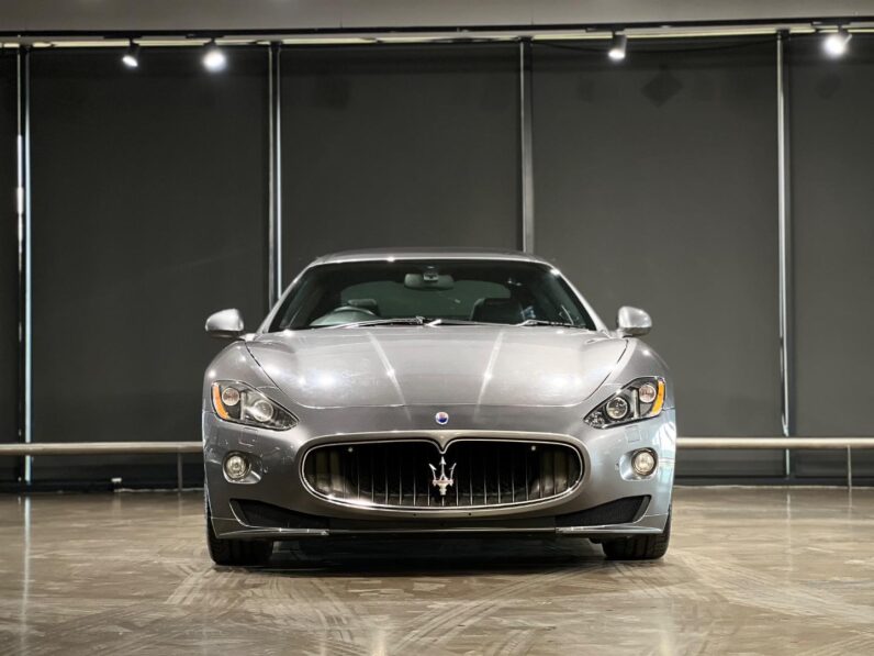
								2012 Maserati GranTurismo GranTurismo full									