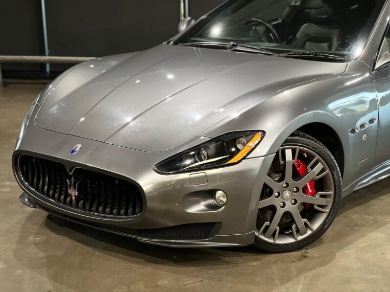 
								2012 Maserati GranTurismo GranTurismo full									