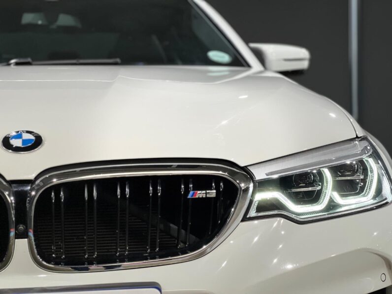 
								2018 BMW M5 Standard Edition full									