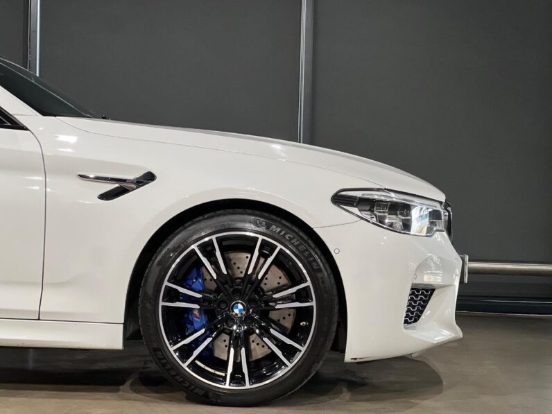 
								2018 BMW M5 Standard Edition full									