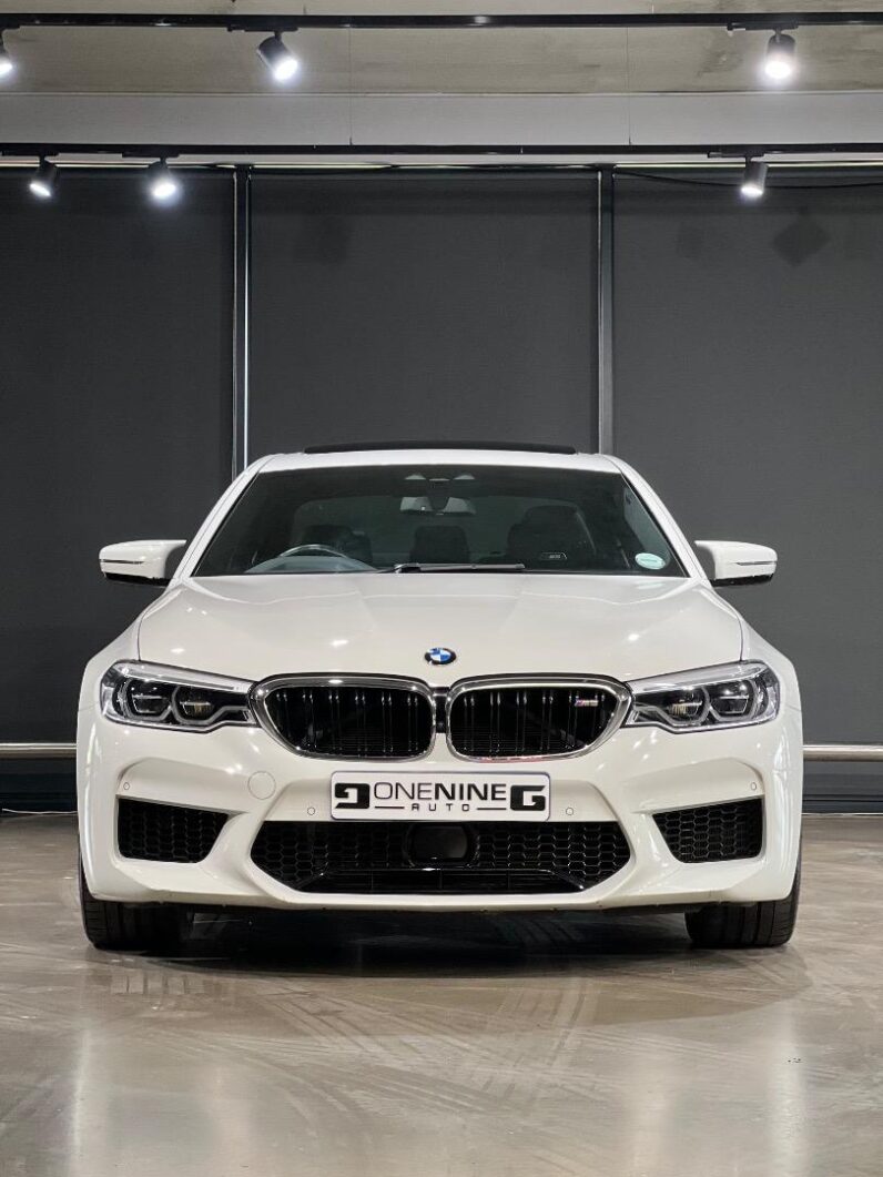 
								2018 BMW M5 Standard Edition full									