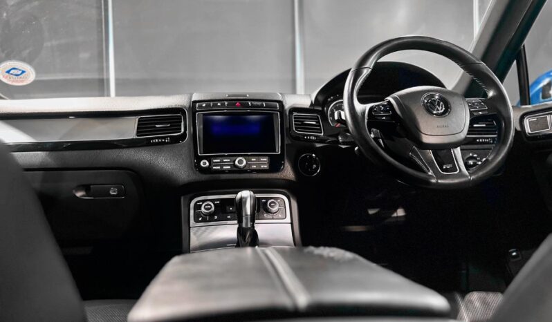 
								2017 Volkswagen Touareg V6 TDI Luxury full									