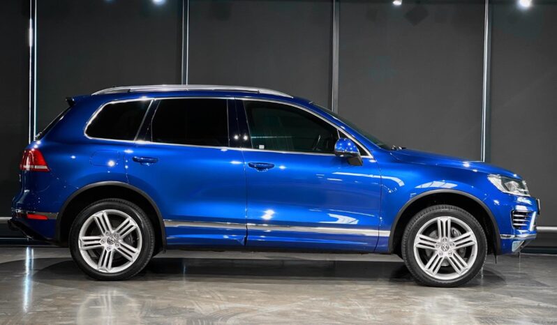 
								2017 Volkswagen Touareg V6 TDI Luxury full									