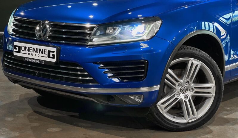 
								2017 Volkswagen Touareg V6 TDI Luxury full									