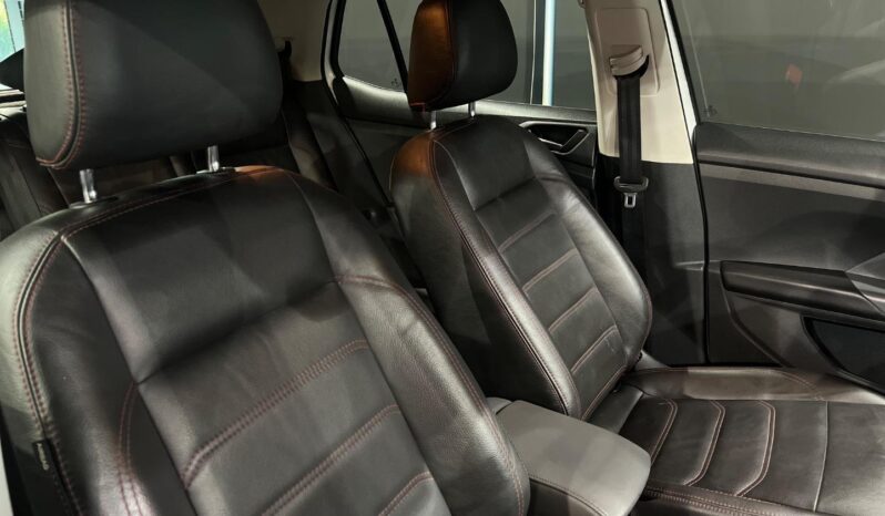 
								2021 Volkswagen T-Cross 1.0TSI 85kW Comfortline R-Line full									