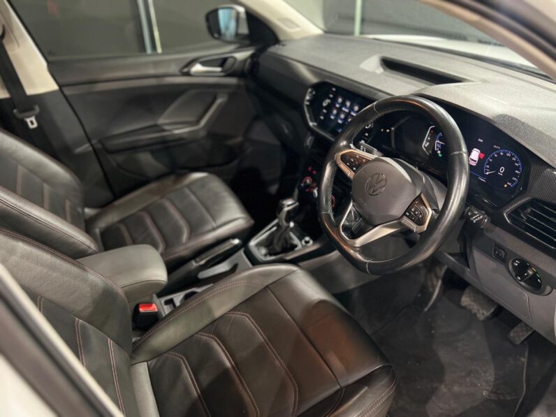 
								2021 Volkswagen T-Cross 1.0TSI 85kW Comfortline R-Line full									