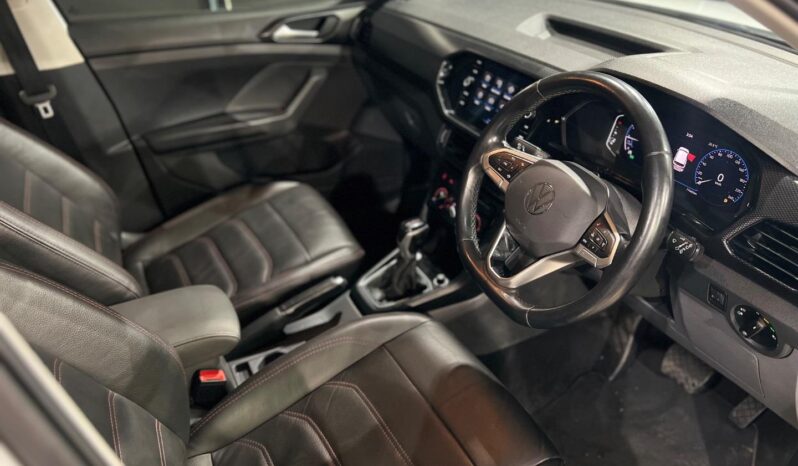 
								2021 Volkswagen T-Cross 1.0TSI 85kW Comfortline R-Line full									