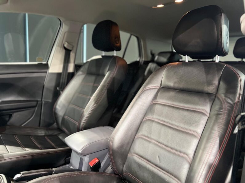 
								2021 Volkswagen T-Cross 1.0TSI 85kW Comfortline R-Line full									