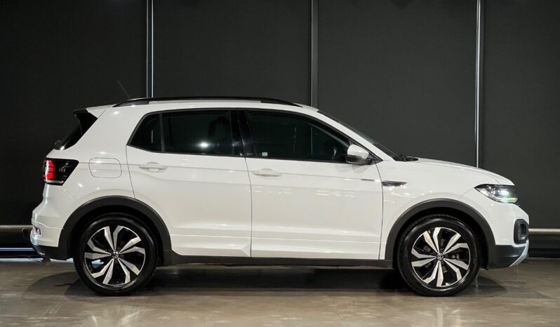 
								2021 Volkswagen T-Cross 1.0TSI 85kW Comfortline R-Line full									