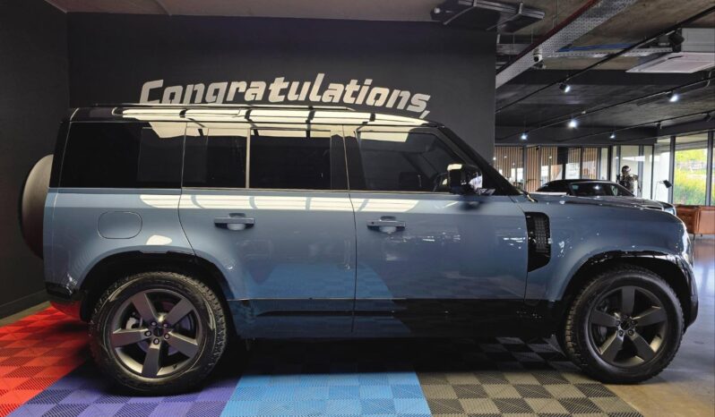 
								2026 Land Rover Defender 110 D350 X-Dynamic HSE full									