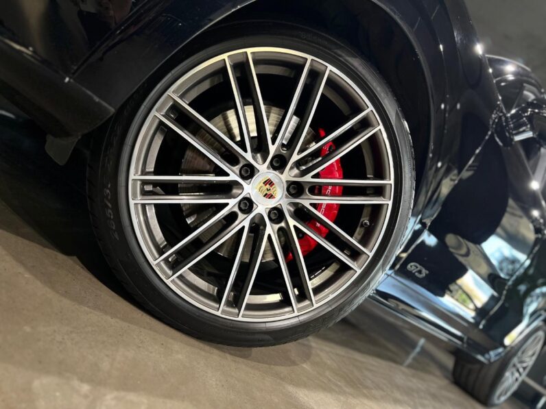 
								2022 Porsche Cayenne GTS Coupe full									