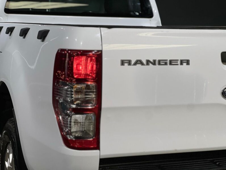 
								2021 Ford Ranger 2.2TDCi full									