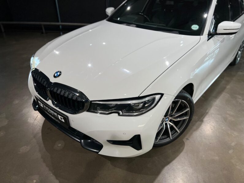 
								2021 BMW 3 Series 318i Sport Line Launch Edition full									
