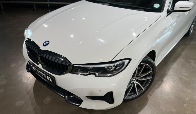 
								2021 BMW 3 Series 318i Sport Line Launch Edition full									