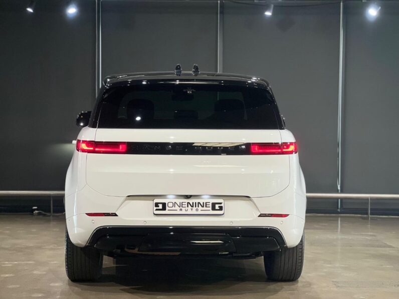 
								2023 Land Rover Range Rover Sport D350 Dynamic SE full									