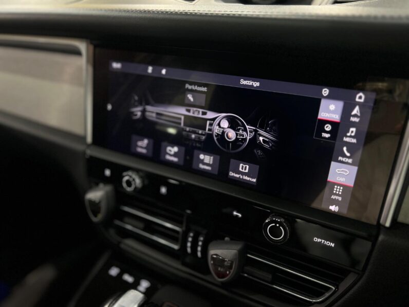 
								2022 Porsche Macan S full									