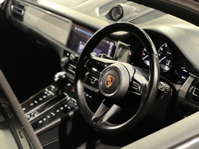 
								2022 Porsche Macan S full									