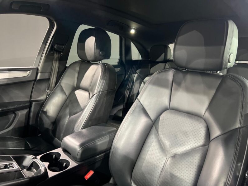 
								2022 Porsche Macan S full									