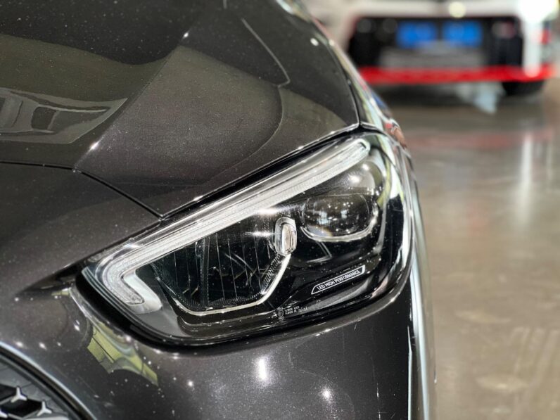 
								2023 Mercedes-Benz C-Class C200 AMG Line full									