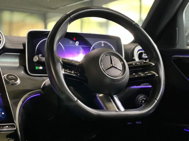 
								2023 Mercedes-Benz C-Class C200 AMG Line full									