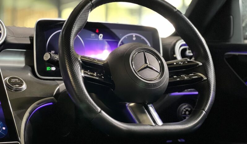 
								2023 Mercedes-Benz C-Class C200 AMG Line full									