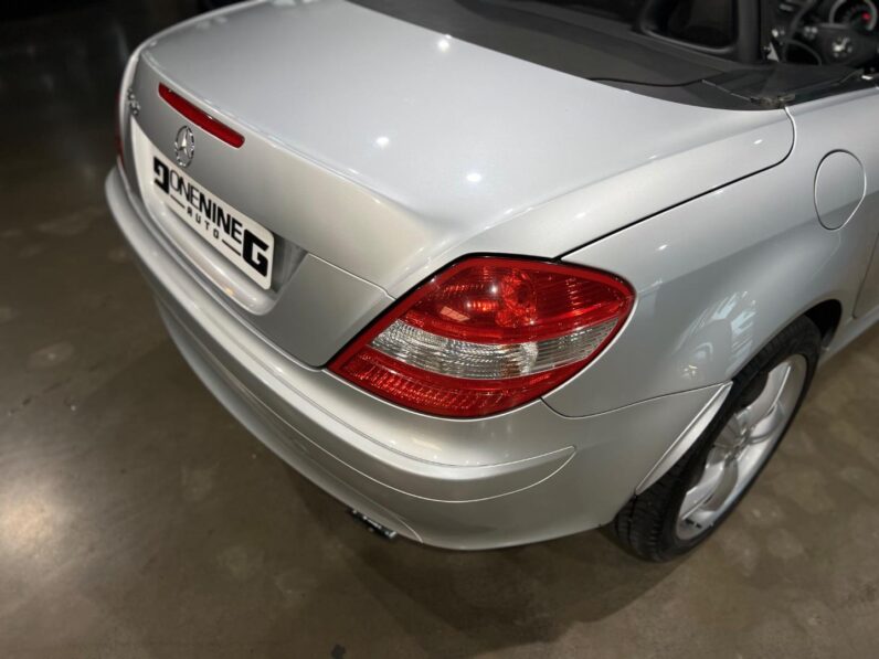
								2005 Mercedes-Benz SLK SLK350 full									